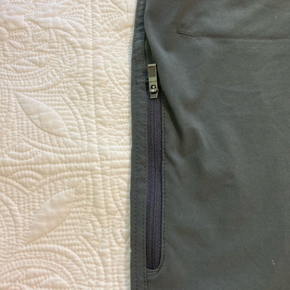 Columbia Women's Saturday Trail Long Shorts - Picture 2 of 8